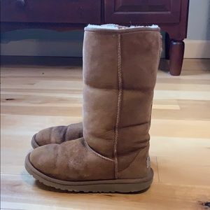 Tall chestnut Ugg boots
